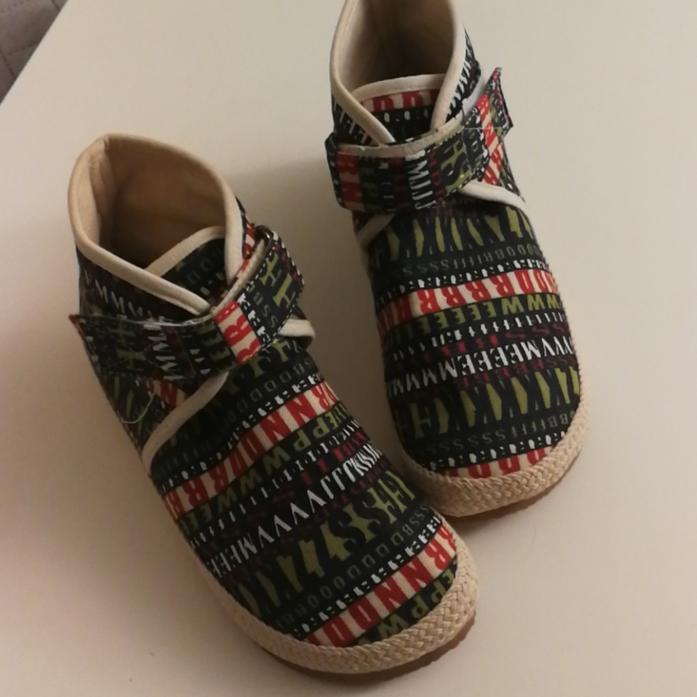 Canvas ankle boots